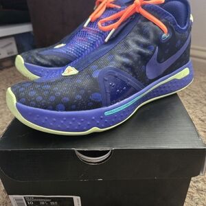 Nike Black and Neon Green Sneakers with Orange Laces